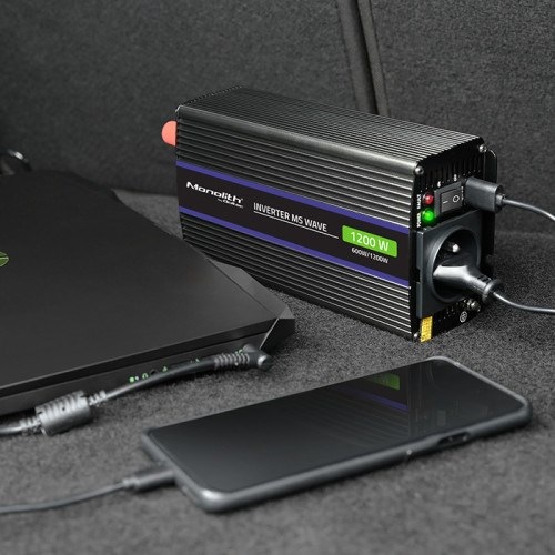 Actual product image Qoltec 51925 Monolith voltage converter 1200 MS Wave |12V to 230V | 600/1200W | USB