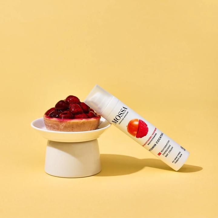 Produktbild Mossa Intensive Moisturizing Vitamin-Rich Day Cream for All Skin Types 50ml (50 ml)