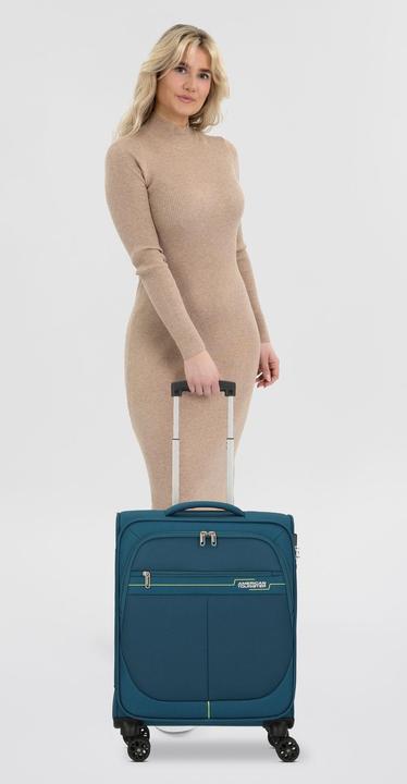 Actual product image American Tourister Deep Dive 4 wheels cabin trolley 55 cm (38 l)