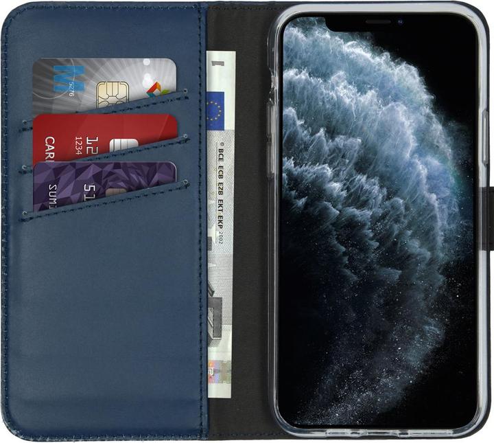 Actual product image Selencia Leather Book Case (Apple iPhone 11 Pro)