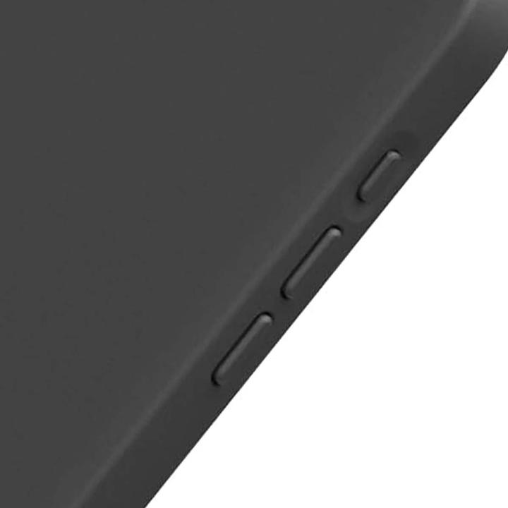 Actual product image RhinoShield SolidSuit (Apple iPhone 16e)