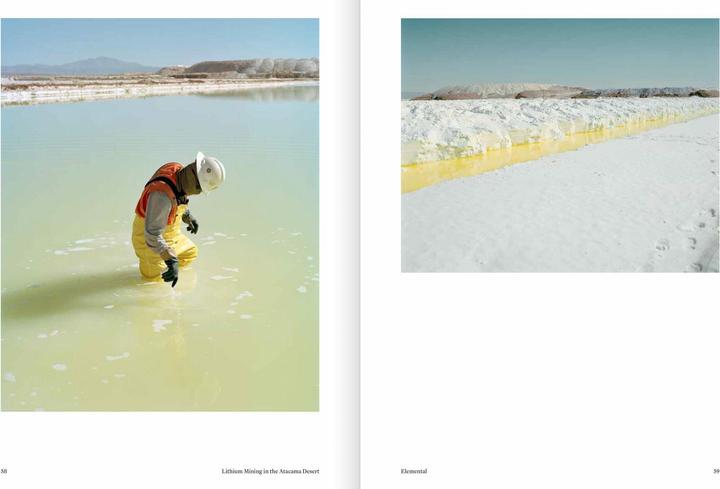 Produktbild City in the Cloud - Data on the Ground (Englisch, Andres Lepik, Cara Hähl-Pfeifer, Damjan Kokalevski, 2025)