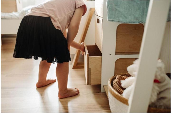 Produktbild Duck Woodworks Kindergarderobe mit Schubladen