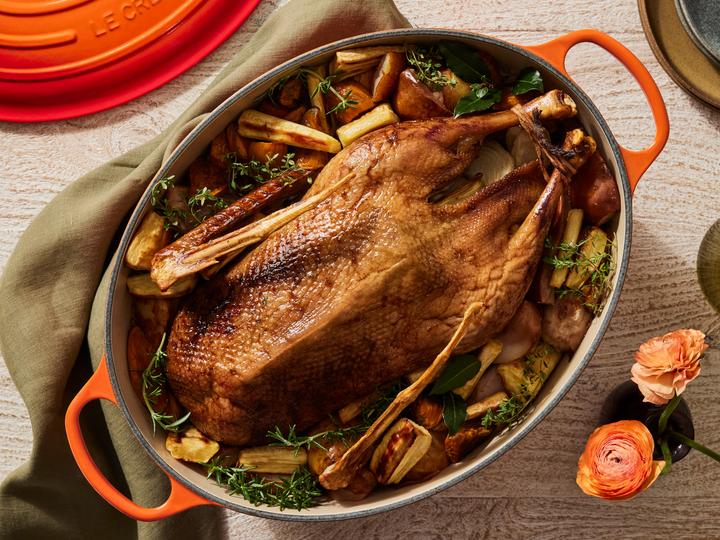 Produktbild Le Creuset Signature (40 cm, Bräter + Schmortopf, Gusseisen)