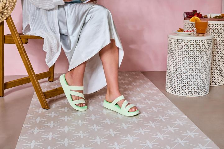 Actual product image Crocs W's Getaway Strappy (37)