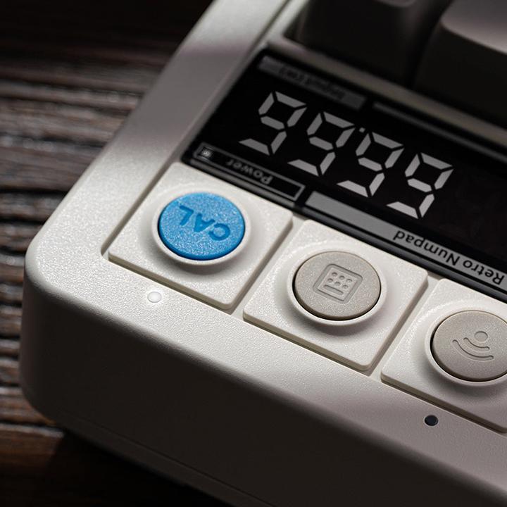 Immagine prodotto 8bitdo Numpad meccanico Retro 18 (M Edition) - Numpad (Tastierino numerico, Cablato, Senza fili)