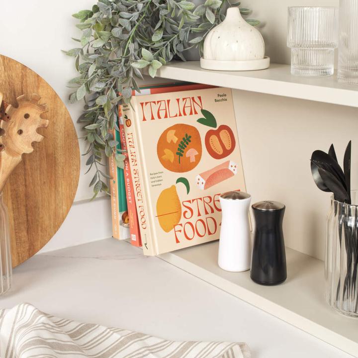 Actual product image Salter BW129471EU7 Gravity Salt & Pepper Shaker Set (Pepper, Salt, Various spices)