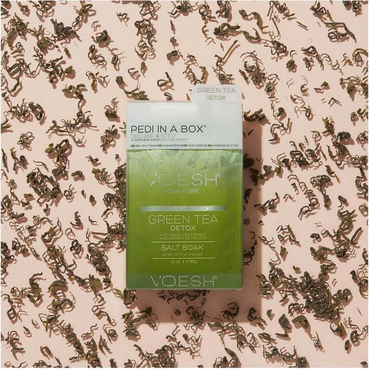 Image du produit Voesh Pedi In A Box Deluxe 4 Step Green Tea (Crème et gel pour les pieds, Masque de pied, Bain de pieds)