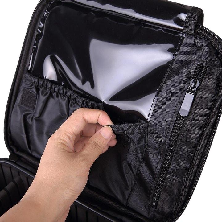 Actual product image JTI Make-up bag - Pink lips