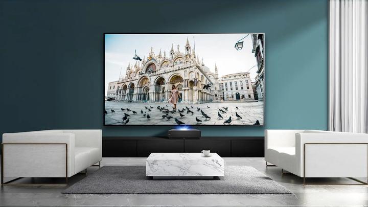 Produktbild Hisense 100L5F-D12 inklusive Leinwand (4K, 2700 lm)