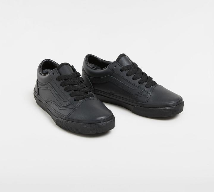 black mono