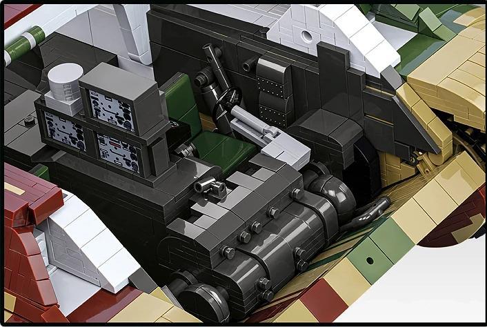 Actual product image Cobi 11000 PCS TIGER II Königstiger 1:12 COBI-2808