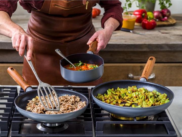 Actual product image Greenpan Mayflower Pro 9-delige Pannenset met keramische antikleeflaag (24 cm, Pan set + pot set, Aluminium)