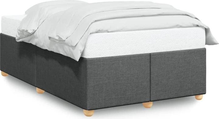 Gris foncé
