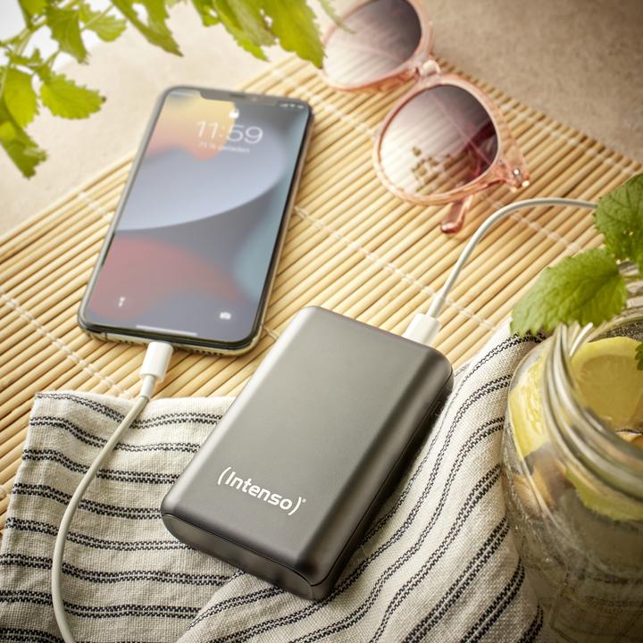 Actual product image Intenso Powerbank A10000 Power Delivery (10000 mAh, 20 W, 37 Wh)
