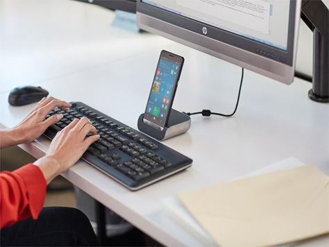 Produktbild HP Elite x3 Inkl. Desk Dock & 1MORE 1M301 Headset (64 GB, Black, 5.96", Dual SIM, 4G)