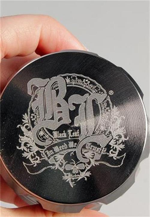 Immagine prodotto Black Leaf Crown Metalgrinder 4 pezzi grigio