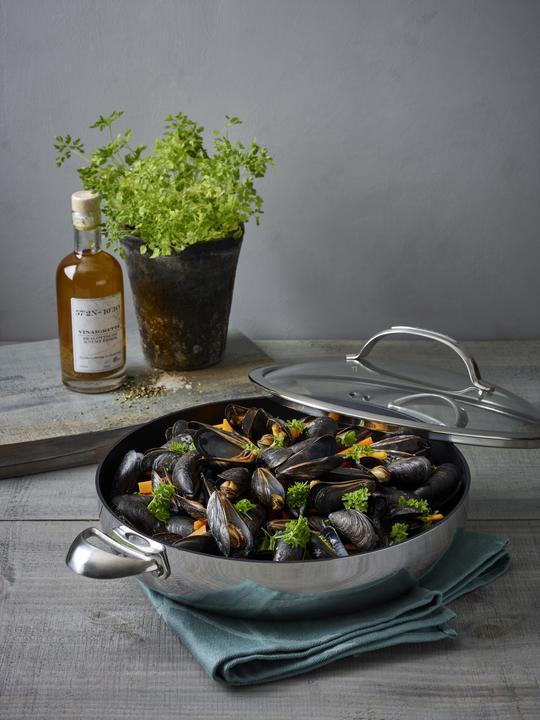 Actual product image Scanpan HaptIQ sauteerpan met glasdeksel 32 cm (Frying pan, Aluminium, Stainless steel, 32 x 10.50 cm)