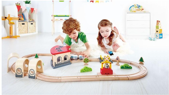 Image du produit Hape Grande remise à locomotives