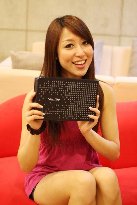 Image du produit Shuttle XS 3501BA V3 (2 Go, Intel Atom D2550 D2550)