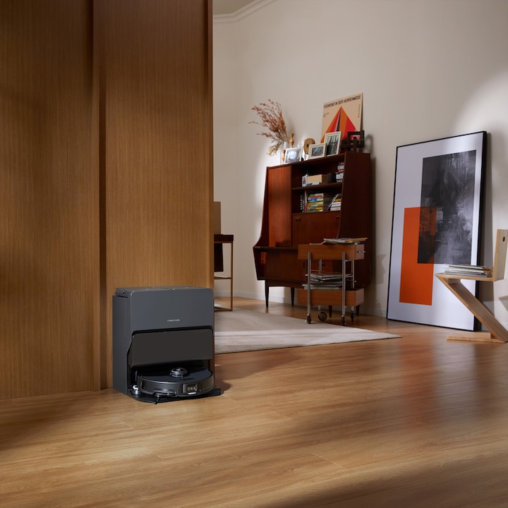 Actual product image Roborock S8 MaxV Ultra (Vacuum mopping robot)