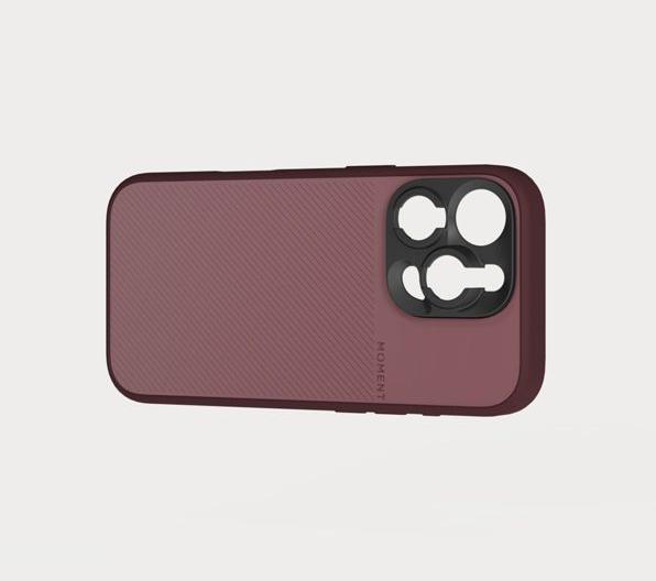 Produktbild Moment Case MagSafe for iPhone 16 Pro Red Clay (Apple iPhone 16 Pro)