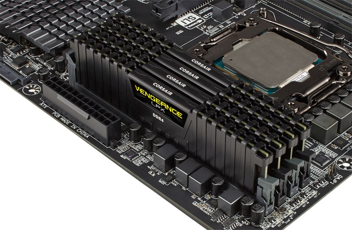 Immagine prodotto Corsair Vengeance LPX 16GB DDR4 2400MHz (2 x 8 GB) (CMK16GX4M2A2400C14) (2 x 8GB, 2400 MHz, DDR4-RAM, DIMM)
