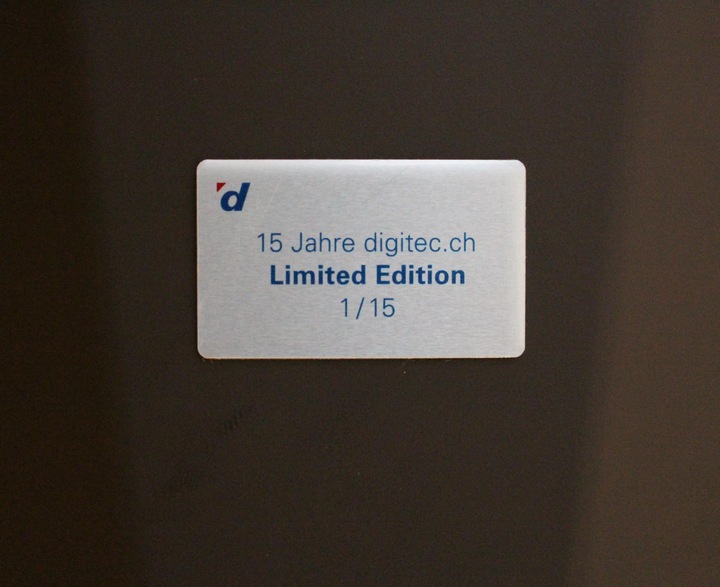 Produktbild Medion Erazer - 15 Jahre Digitec Limited Edition (Intel Core i7-6700K, 32 GB, 512 GB, GeForce GTX 1080)