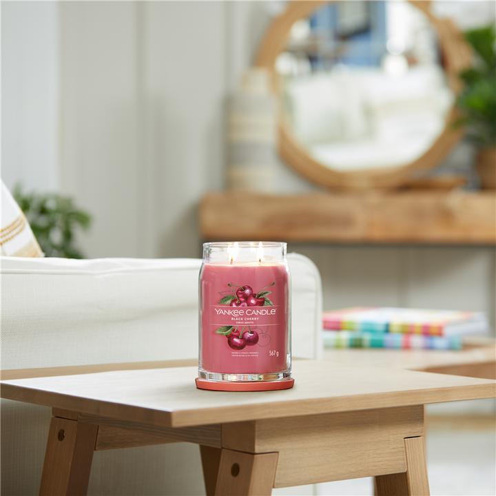 Produktbild Yankee Candle Duftkerze Black Cherry Signature Large Jar (567 g)