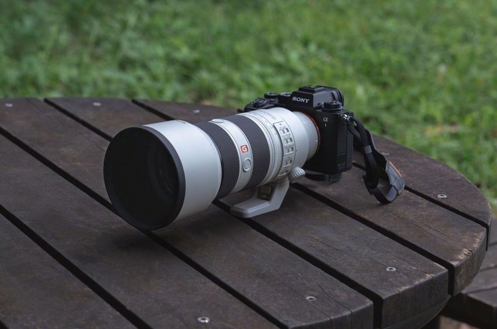Produktbild Sony FE 70-200mm f/4 Macro G OSS II (Sony E, Vollformat, APS-C / DX)