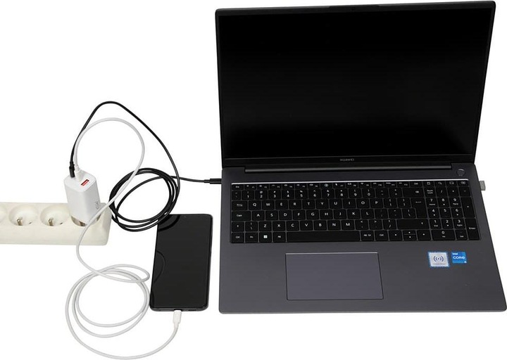 Actual product image iBox C-65 PD65W UNIVERSAL CHARGER GaN USB-C KABELIS Baltas (65 W)