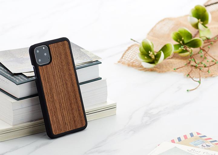Actual product image Man&Wood SmartPhone case iPhone 11 Pro Max black walnut black (Apple iPhone 11 Pro Max)
