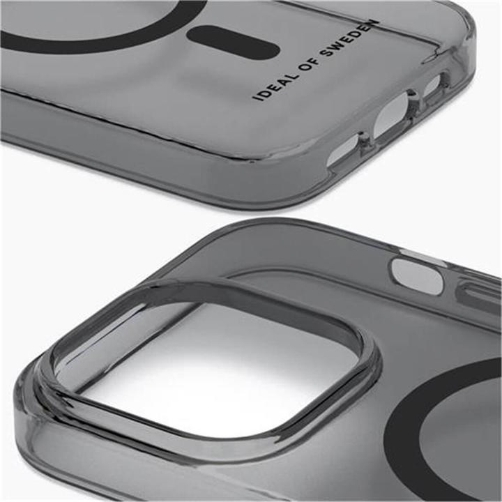 Actual product image iDeal Of Sweden Clear MagSafe Tinted Black (Apple iPhone 13, Apple iPhone 14, Apple iPhone 15, Apple iPhone 16e)