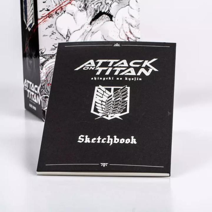 Produktbild Attack on Titan, Bände 26-30 im Sammelschuber mit Extra (Deutsch, Hajime Isayama, 2020)