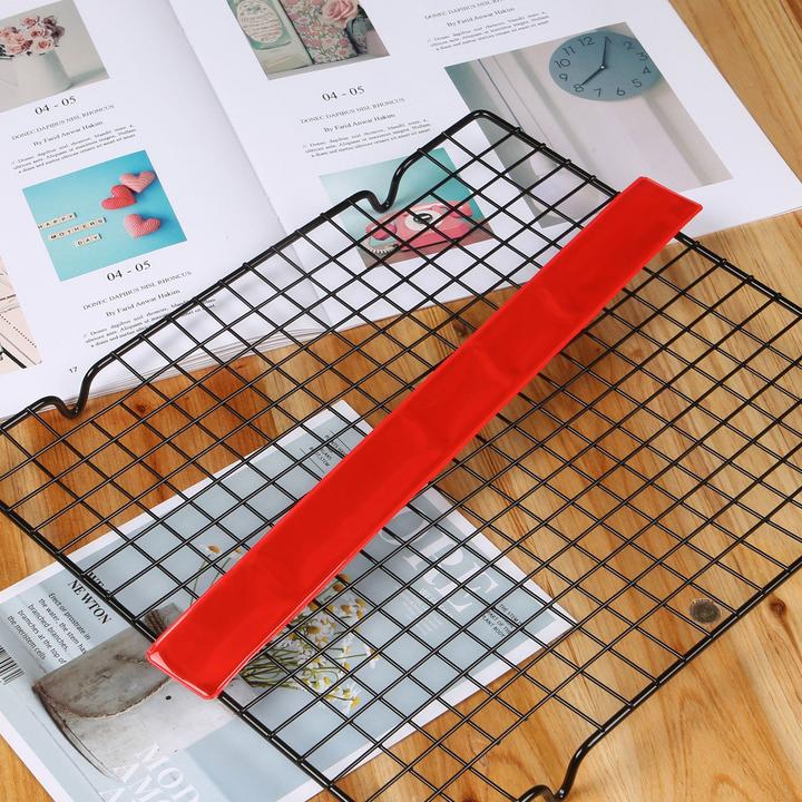 Produktbild Lobwerk 4X Reflektor Schnappband reflektierendes Band Lauf Fahrrad Reflektorband Strap