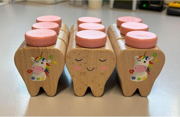 Produktbild Spielba Milchzahndose Einhorn Handbemalt in der Schweiz