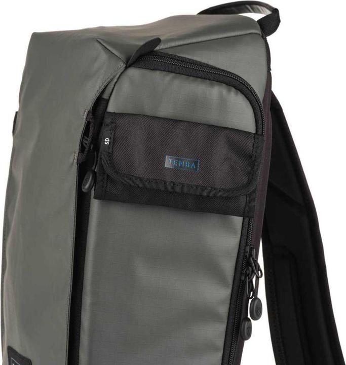 Actual product image Tenba Solstice V2 12l SlingBag - Grey (636-431) (15636431000000) (Camera shoulder bag, 12 l)