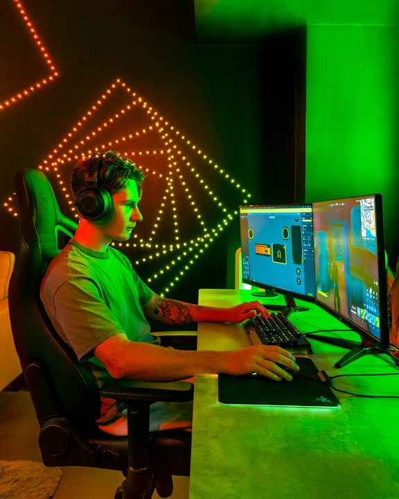 Actual product image Twinkly Dots (RGB, 300 cm, Indoor)
