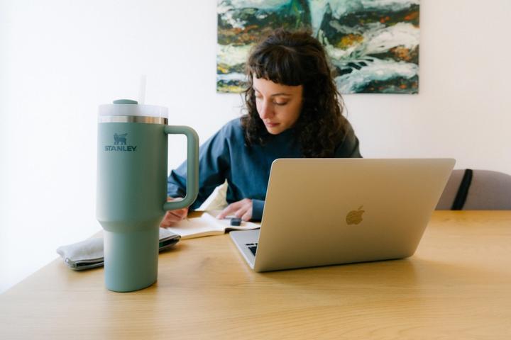 Produktbild Stanley 1913 Quencher H2.0 FlowState (1.18 l)