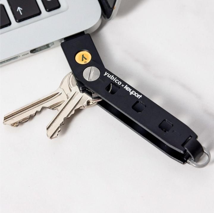 Productafbeelding Yubico YubiKey 5 NFC
