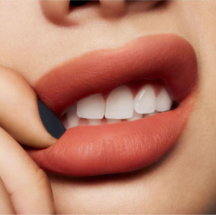 Produktbild MAC Cosmetics Powder Kiss Liquid Lipcolour (Sorry not Sorry)