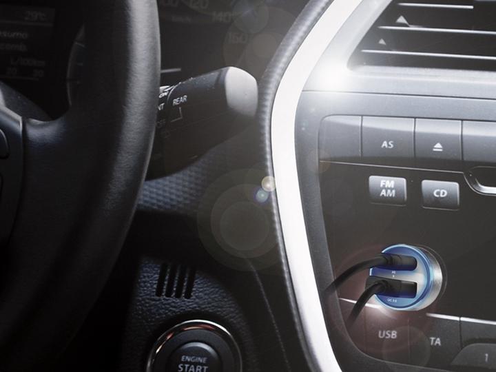 Produktbild LogiLink Auto-Netzteil