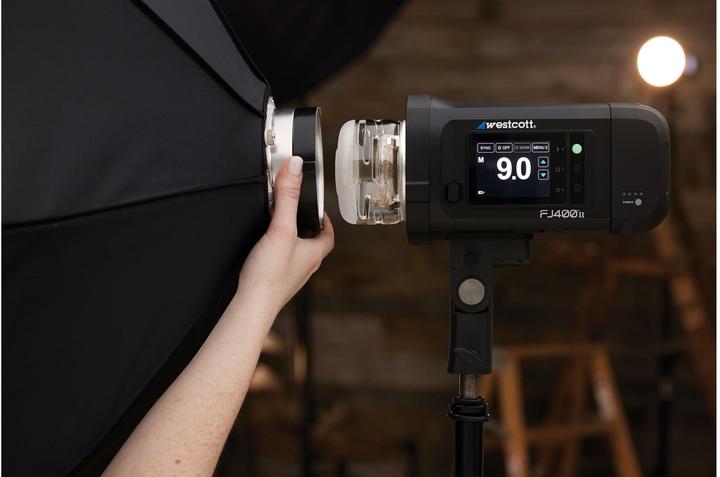 Actual product image Westcott FJ400 II Touchscreen Strobe (Flash head, 400 Ws)