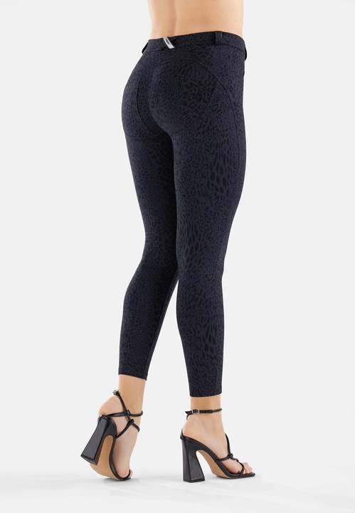 Actual product image Freddy WR.UP® Shaping Pants 7/8 WRUP4RHF314 (S)