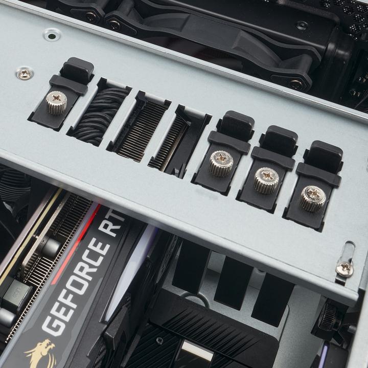 Produktbild Silverstone RM44 (Micro-ITX, SSI EEB, SSI CEB, ATX)