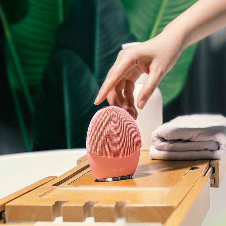 Actual product image Foreo Luna 4