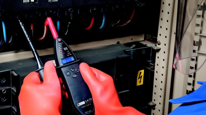 Actual product image Chauvin Arnoux Two-pole voltage tester P0 (CAT IV 1000V)