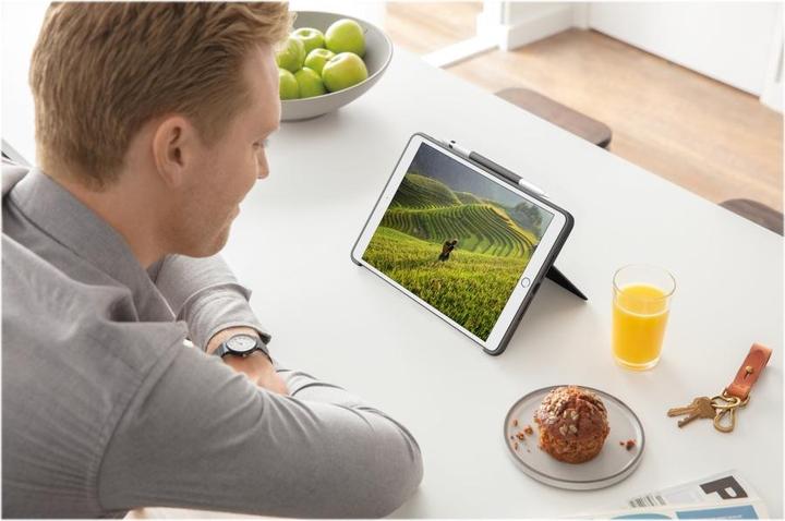 Produktbild Logitech Combo Touch (Eng. Int., iPad 2021 (9. Gen), iPad 2019 (7. Gen), iPad 2020 (8. Gen))