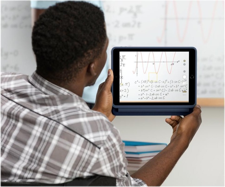 Actual product image Logitech Rugged Combo 3 Touch (DE, iPad 2019 (7th gene), iPad 2020 (8. Gen), iPad 2021 (9th Gen))