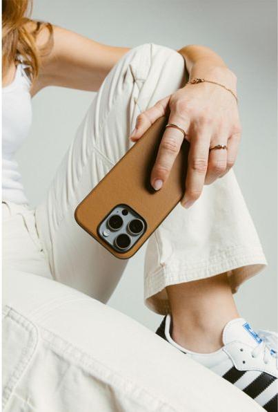 Produktbild Nomad Modern Leather Case (Apple iPhone 16 Pro)